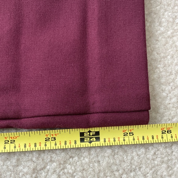 Old Navy pixie skinny ankle pant. Size 6 - Picture 6 of 9